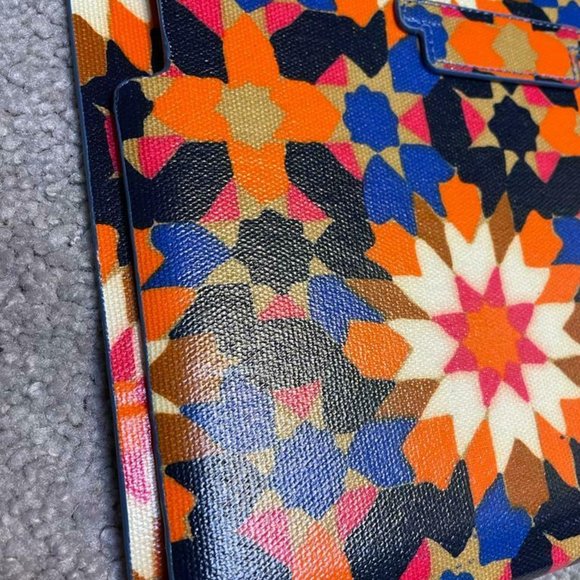 Fossil Authentic Long Bunker TABLET Camo Cover MULTI SL4125188 - Picture 12 of 12